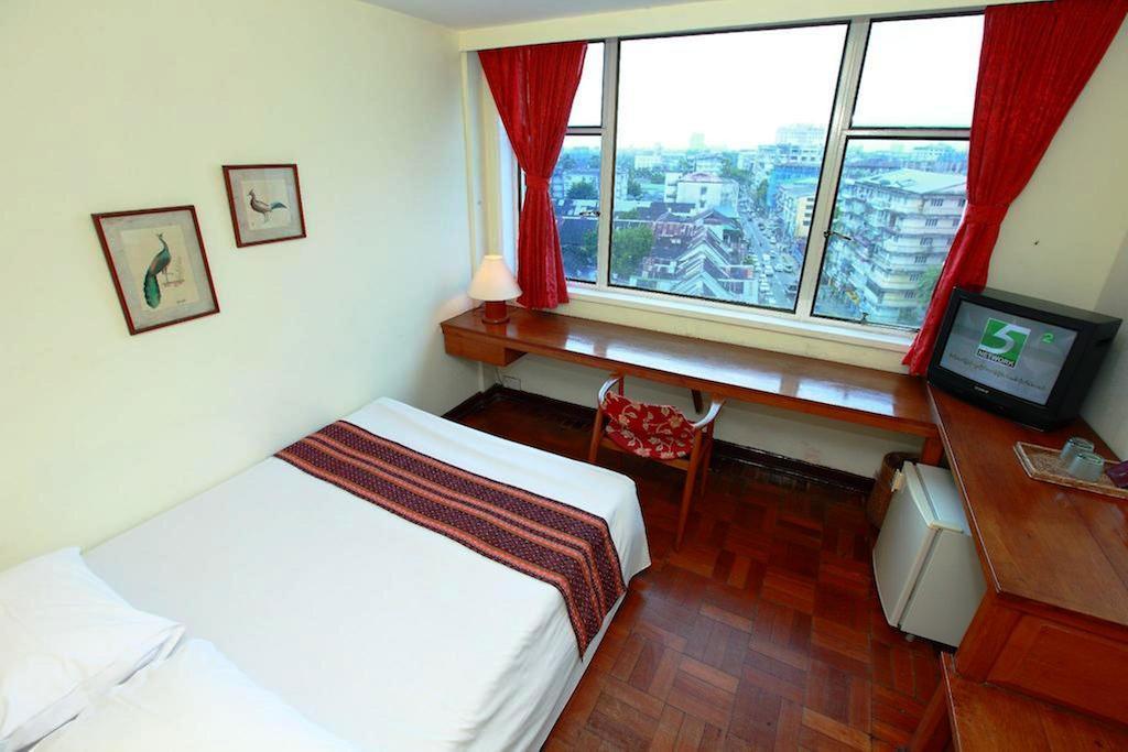 Hotel Thamada Yangon