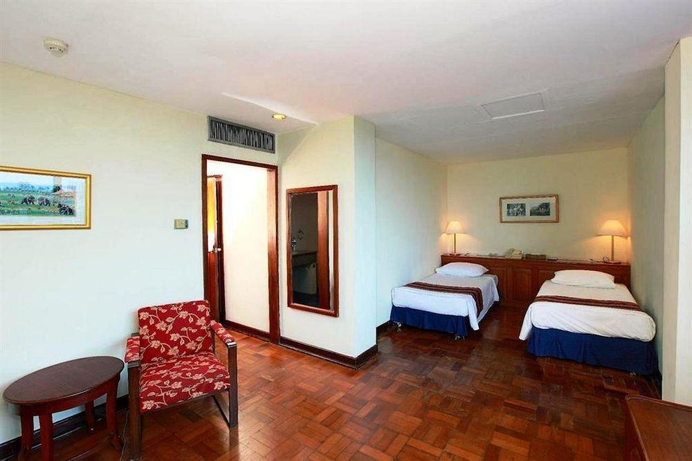 Hotel Thamada 2*