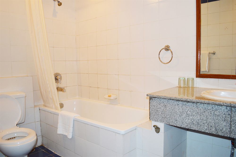 Hotel Thamada 2*